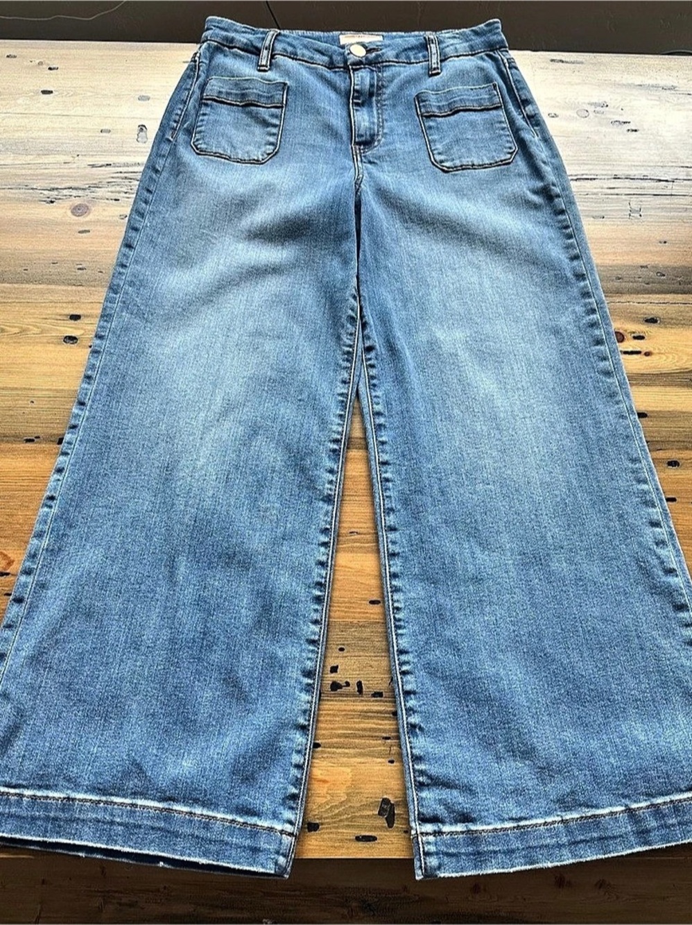 Like-New!! KUT from the Kloth Meg High-Rise Wide Leg Patch Pocket!